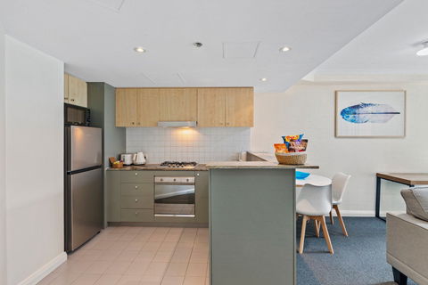 Astra Apartments Chatswood - Accommodation Gladstone 0