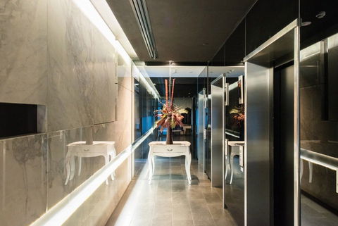 Seasons Heritage Melbourne - Accommodation Gladstone 1
