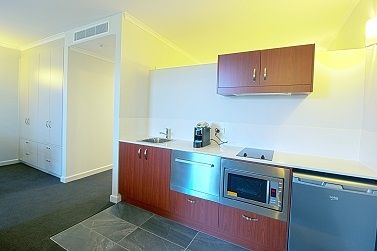 Abode Narrabundah - Accommodation Gladstone 1