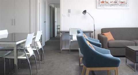 Abode Tuggeranong - Accommodation Gladstone 2