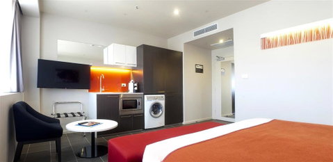 Abode Woden - Accommodation Gladstone 2