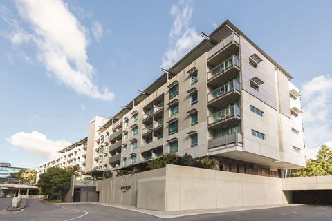 Adina Apartment Hotel Perth - Accommodation Gladstone 0
