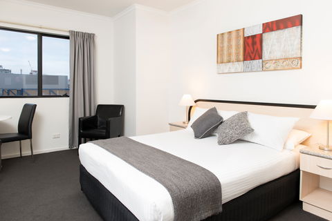 Adelaide Riviera Hotel - Accommodation Gladstone 2