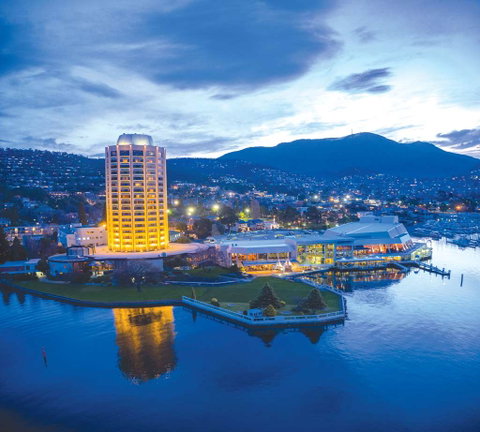 Wrest Point Hotel & Casino - Accommodation Gladstone 2
