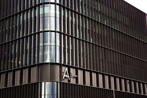 A By Adina Canberra - Accommodation Gladstone 1