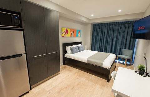 Studio 8 Residences (Adults Only) - Accommodation Gladstone 2