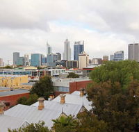 Zappeion Apartments - Accommodation Gladstone