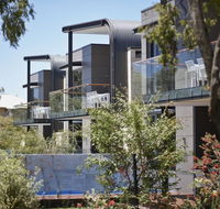 Aqua Resort - Accommodation Gladstone
