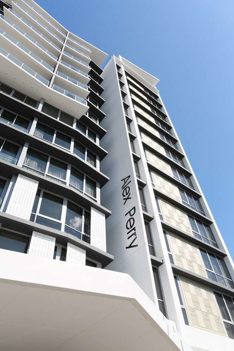Alex Perry Hotel And Apartments - Accommodation Gladstone 1