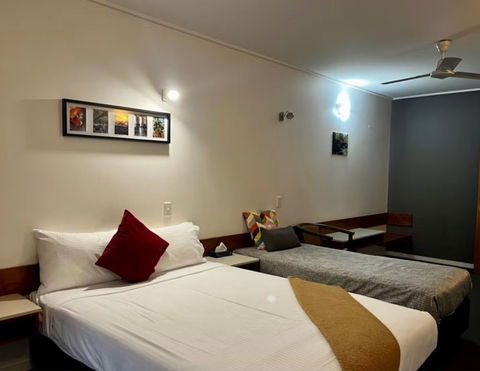 Ayr Traveller's Motel - Accommodation Gladstone 1