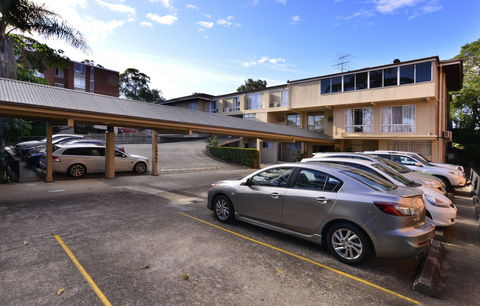 Twin Towers Inn - Accommodation Gladstone 1