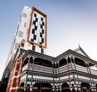 Holiday Inn West Perth - Accommodation Gladstone