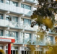 The Watson - Art Series - Accommodation Gladstone
