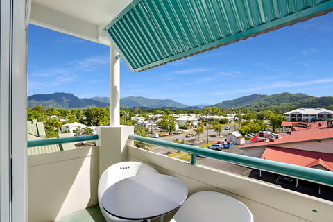 Cairns Sheridan Hotel - Accommodation Gladstone 1