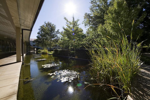 University House - ANU - Accommodation Gladstone 22