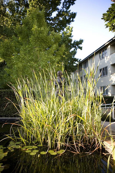 University House - ANU - Accommodation Gladstone 11