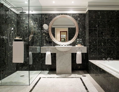 Hyatt Hotel Canberra - A Park Hyatt Hotel - Accommodation Gladstone 10