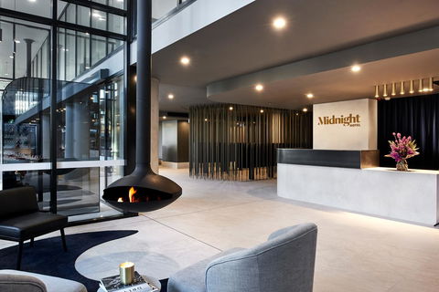 Midnight Hotel, Autograph Collection - Accommodation Gladstone 0