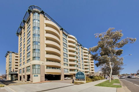 Adina Serviced Apartments Canberra James Court - Accommodation Gladstone 4