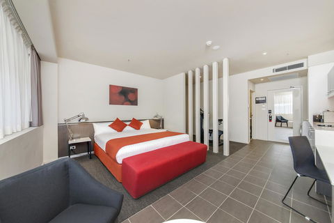 Abode Woden - Accommodation Gladstone 17