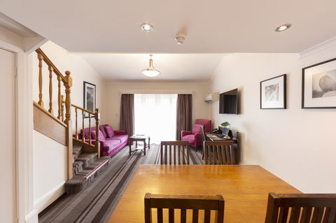 Mercure Canberra - Accommodation Gladstone 18