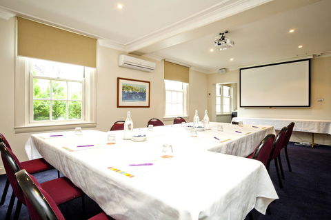 Mercure Canberra - Accommodation Gladstone 43
