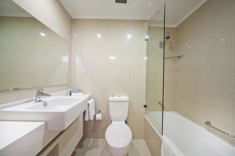Mercure Canberra - Accommodation Gladstone 33