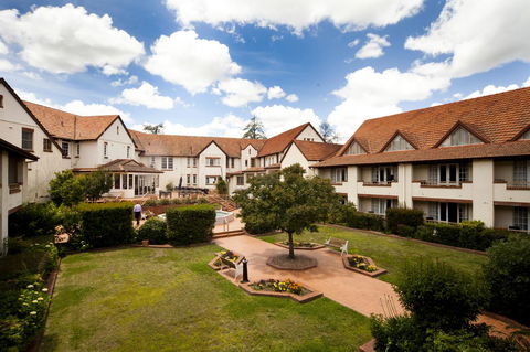 Mercure Canberra - Accommodation Gladstone 26