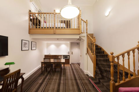 Mercure Canberra - Accommodation Gladstone 19