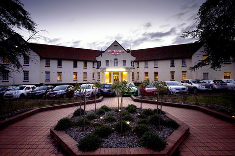 Mercure Canberra - Accommodation Gladstone 27