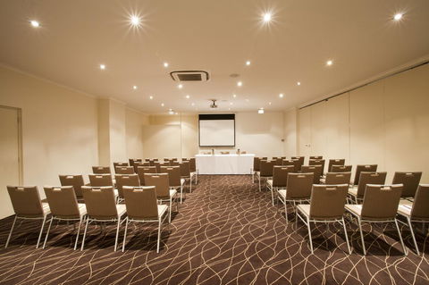 Mercure Canberra - Accommodation Gladstone 39