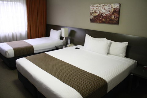 Pavilion On Northbourne - Accommodation Gladstone 38