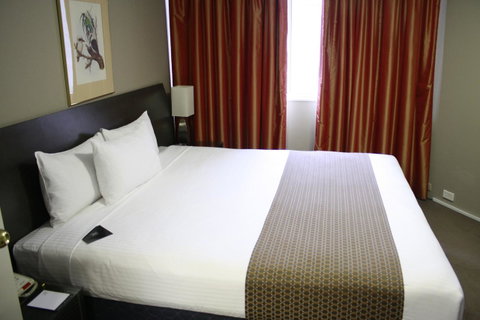 Pavilion On Northbourne - Accommodation Gladstone 13