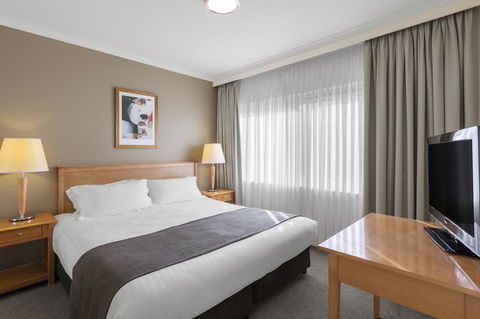 Nesuto Canberra - Accommodation Gladstone 13