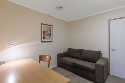 Nesuto Canberra - Accommodation Gladstone 15