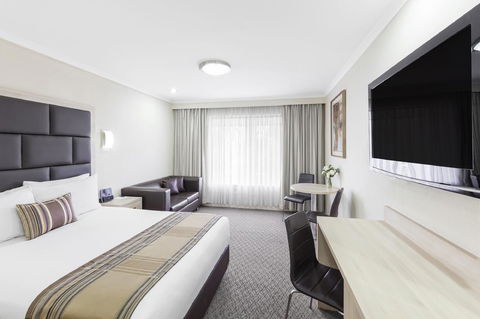 Garden City Hotel, Best Western Signature Collection - Accommodation Gladstone 0