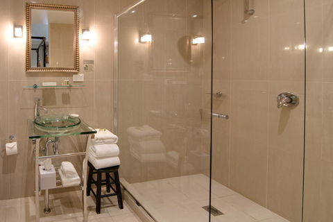 De Russie Boutique Hotel - Accommodation Gladstone 5