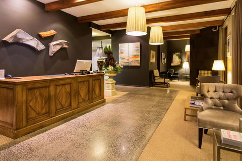De Russie Boutique Hotel - Accommodation Gladstone 23