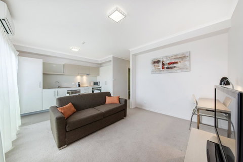 Abode Tuggeranong - Accommodation Gladstone 4
