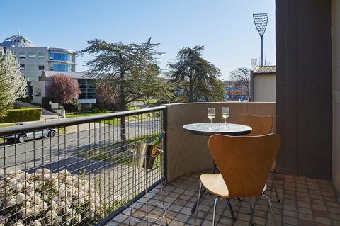 Manuka Park Serviced Apartments - Accommodation Gladstone 24