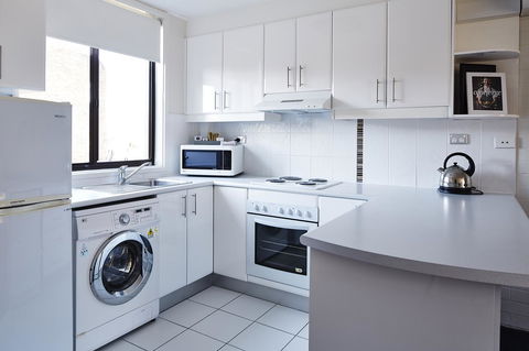 Manuka Park Serviced Apartments - Accommodation Gladstone 26