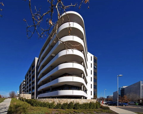 Modern Executive Apt@Barton*1BR*WiFi*Gym*Secure Parking*Canberra - Accommodation Gladstone 22