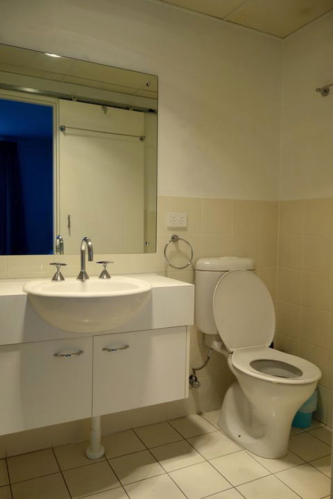 Kingston Comfy Apartment - Accommodation Gladstone 6