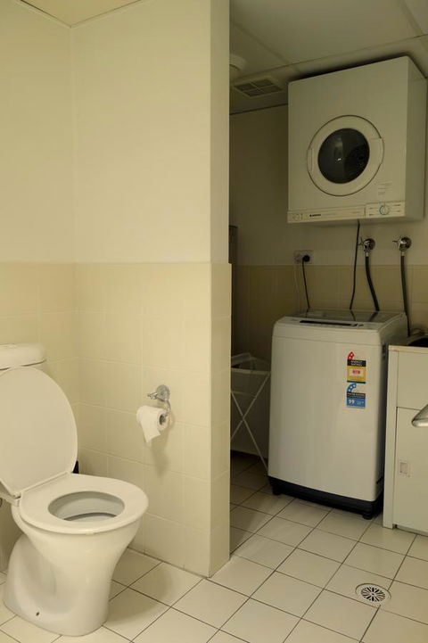 Kingston Comfy Apartment - Accommodation Gladstone 9