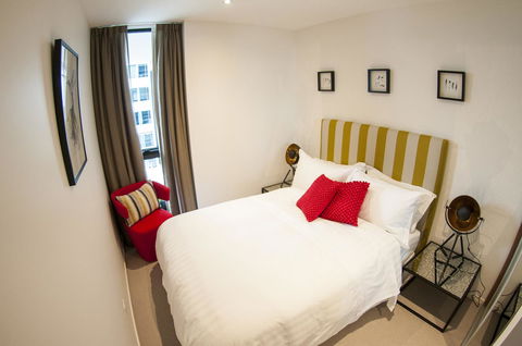 KUI - Manhattan Apartments - Accommodation Gladstone 14