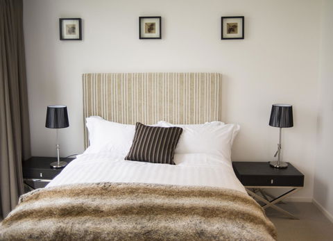 KUI - Manhattan Apartments - Accommodation Gladstone 9