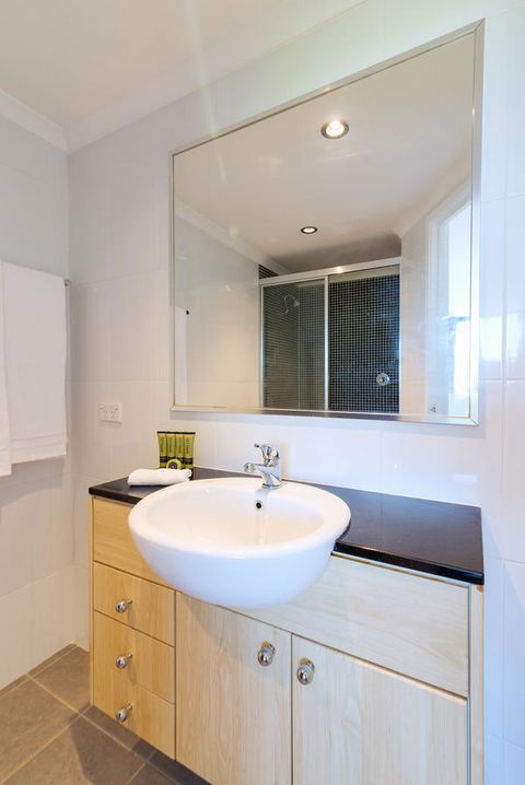 ALLARA CANBERRA - Accommodation Gladstone 13