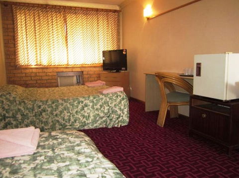 Canberra Lyneham Motor Inn - Accommodation Gladstone 12