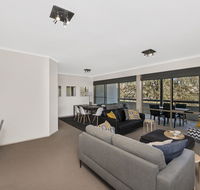 Accommodate Canberra - The Summit - Accommodation Gladstone