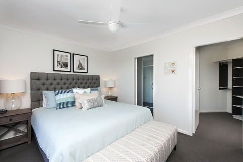Mollymook Beachfront Penthouse 9 - Accommodation Gladstone 11
